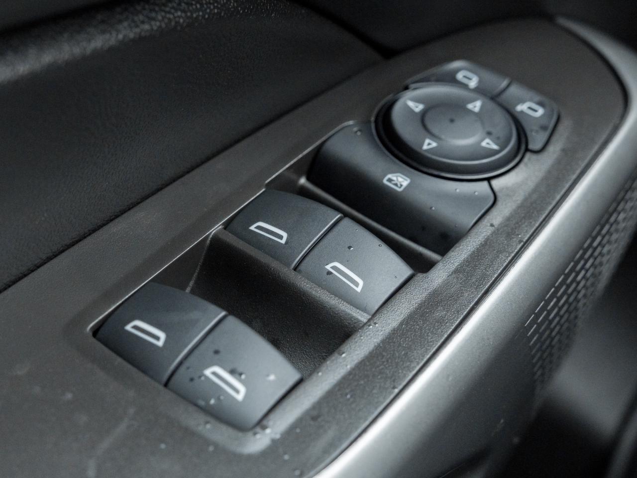 2024 Chevrolet Trax 1RS 4dr Front-Wheel Drive Photo