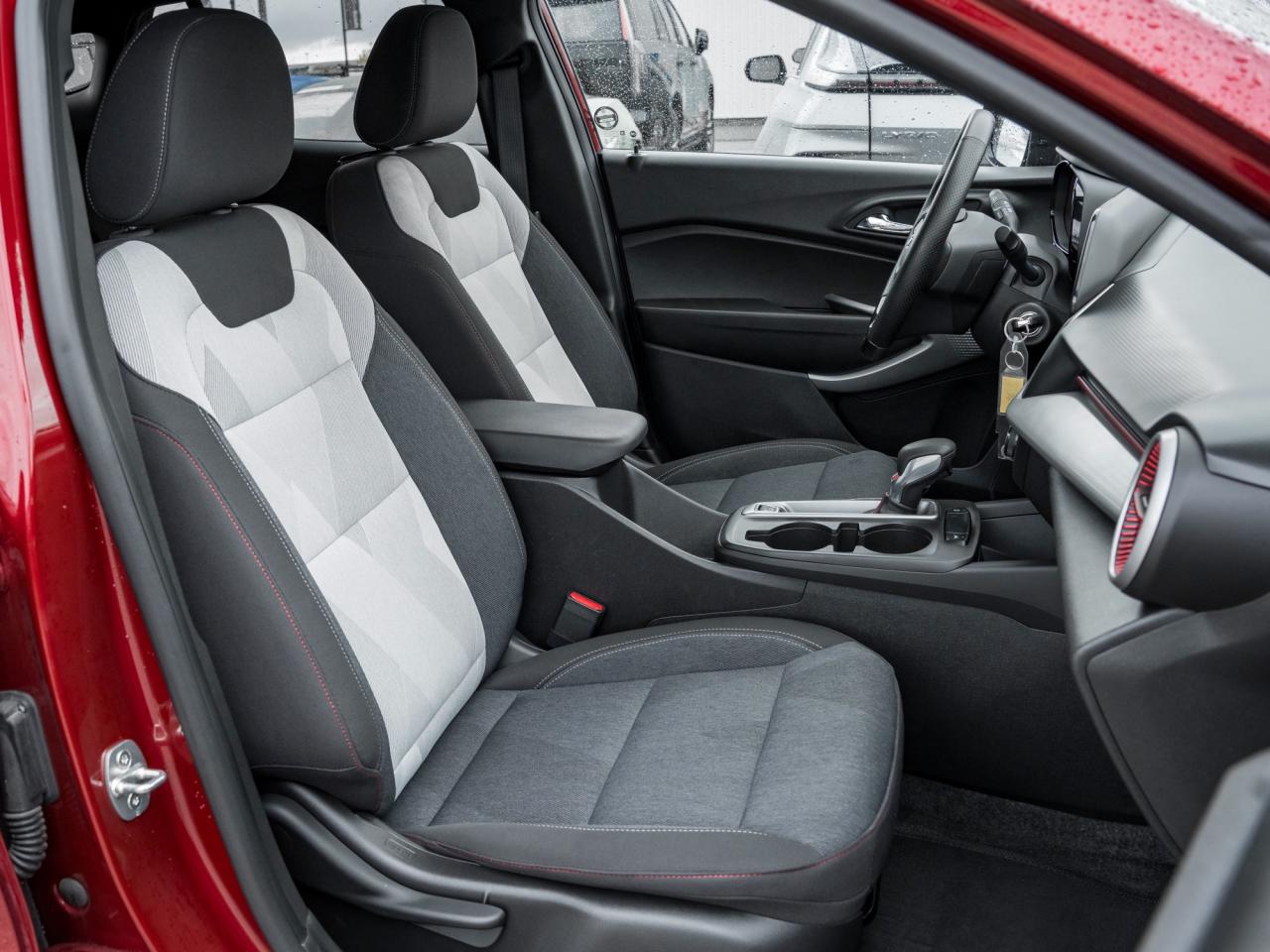 2024 Chevrolet Trax 1RS 4dr Front-Wheel Drive Photo