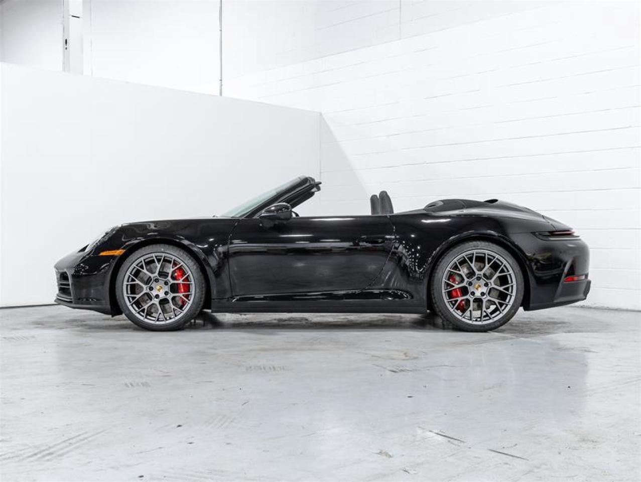 2025 Porsche 911  Photo