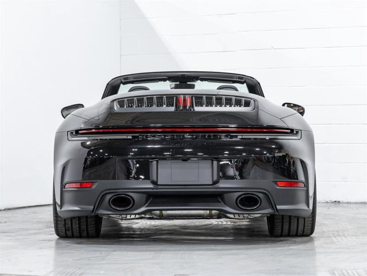 2025 Porsche 911  Photo