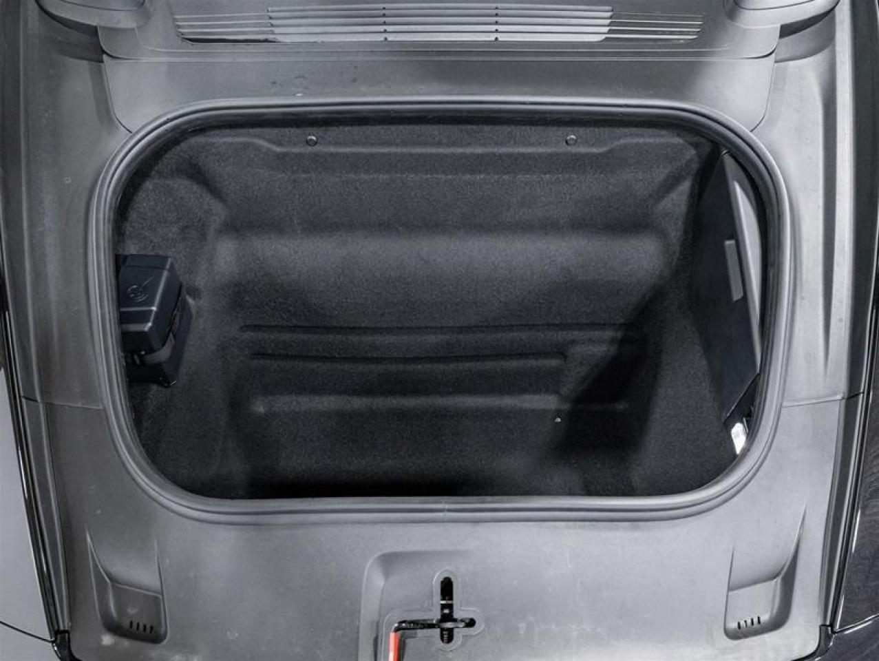 2025 Porsche 911  Photo