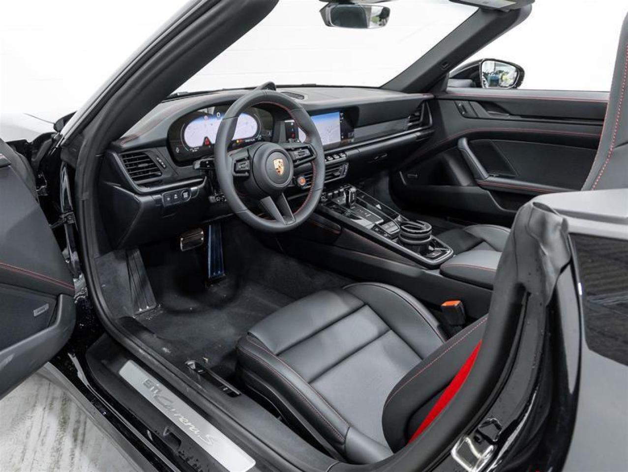 2025 Porsche 911  Photo