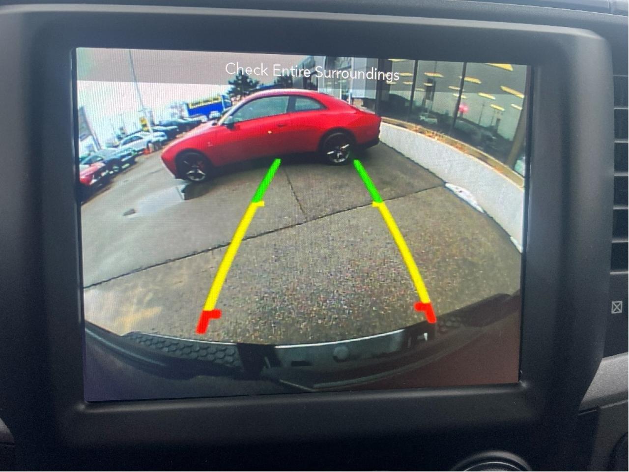 2019 RAM 1500 Classic Express Night Crew 4x4 V8 *HITCH *BIG SCREEN Photo