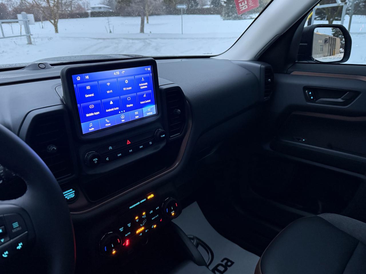 2024 Ford Bronco Sport Outer Banks 4dr 4x4 Photo
