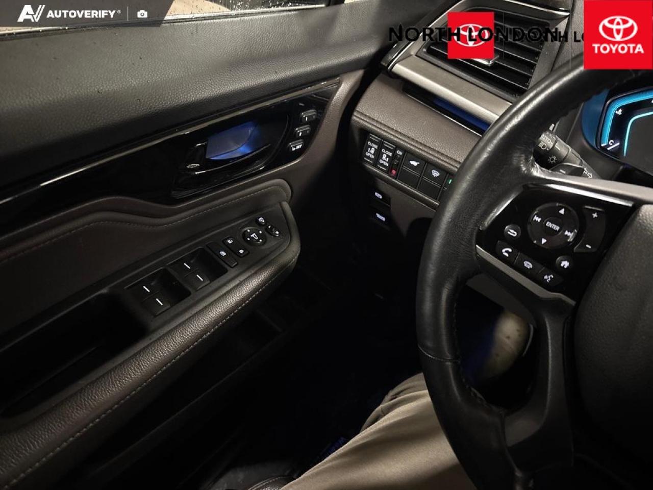 2018 Honda Odyssey Touring (A10) Passenger Van Photo