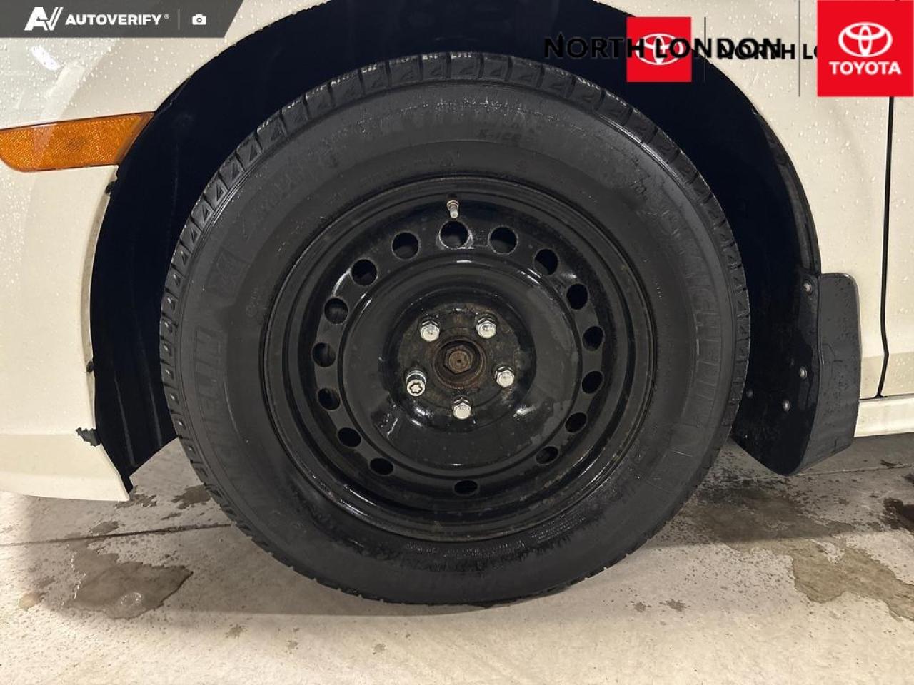 2018 Honda Odyssey Touring (A10) Passenger Van Photo