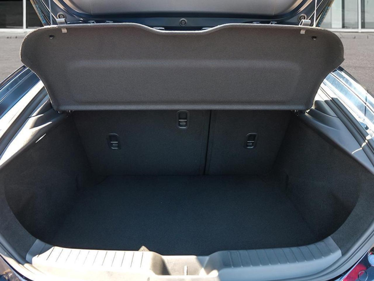 2025 Mazda 3 GS (A6) 4dr i-ACTIV All-Wheel Drive Sport Photo