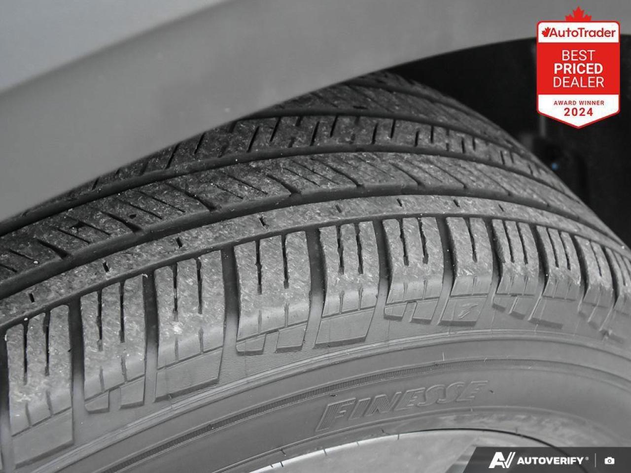 2024 Volkswagen Taos Comfortline 4dr Front-Wheel Drive Photo