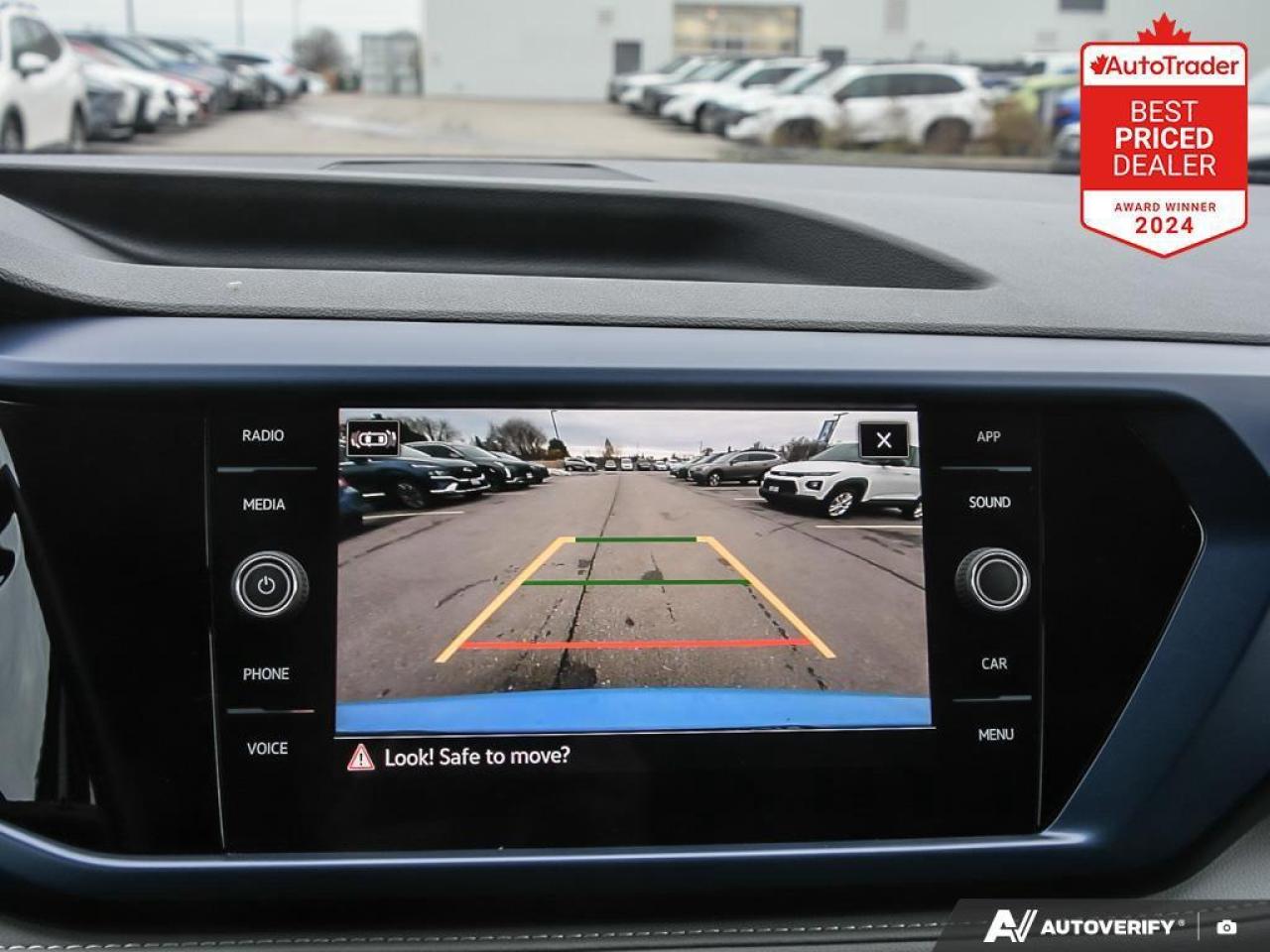 2024 Volkswagen Taos Comfortline 4dr Front-Wheel Drive Photo