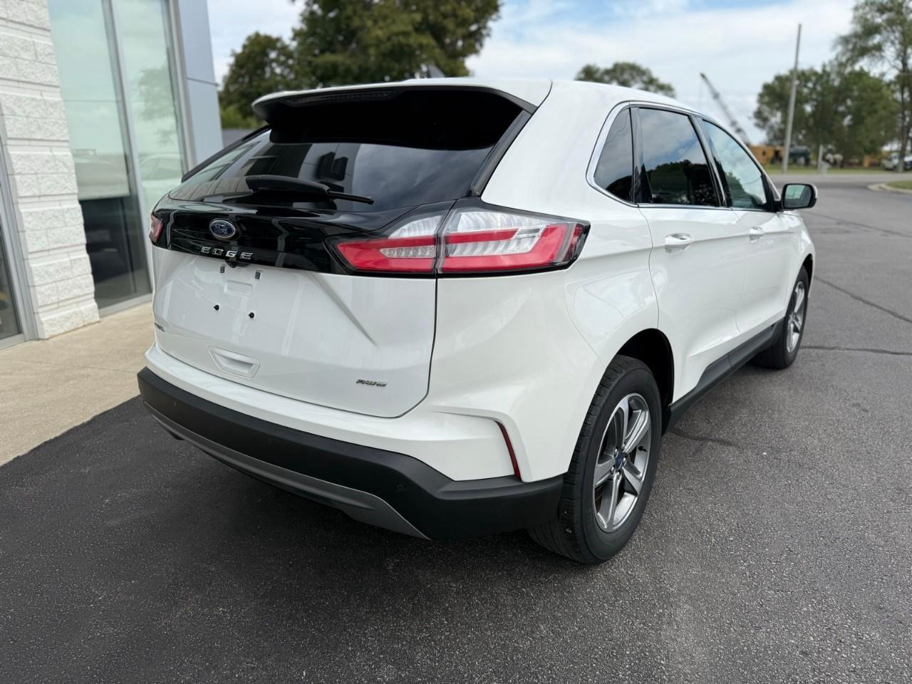 2022 Ford Edge SEL 4dr All-wheel Drive Photo