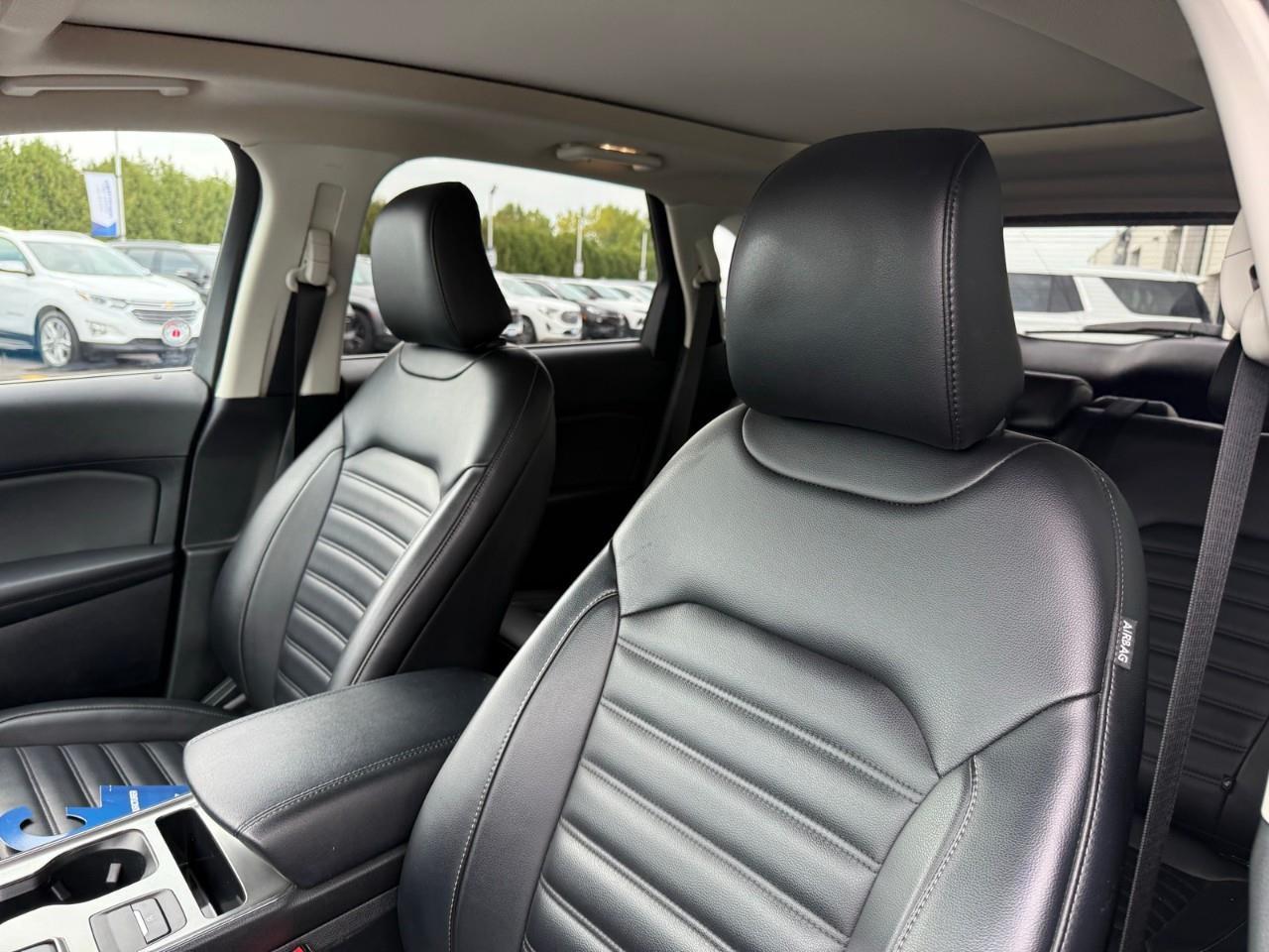 2022 Ford Edge SEL 4dr All-wheel Drive Photo