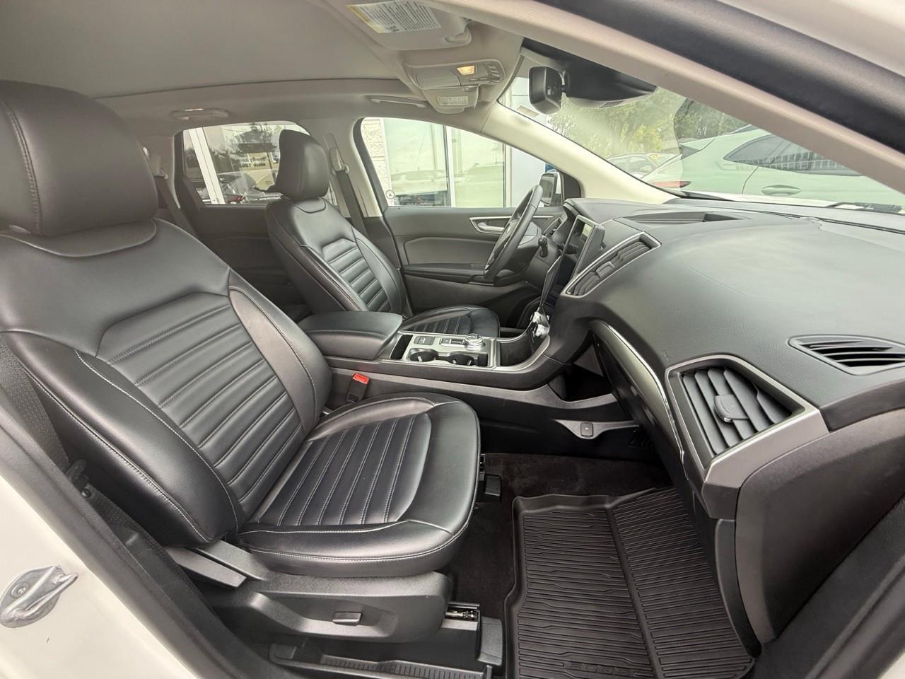 2022 Ford Edge SEL 4dr All-wheel Drive Photo