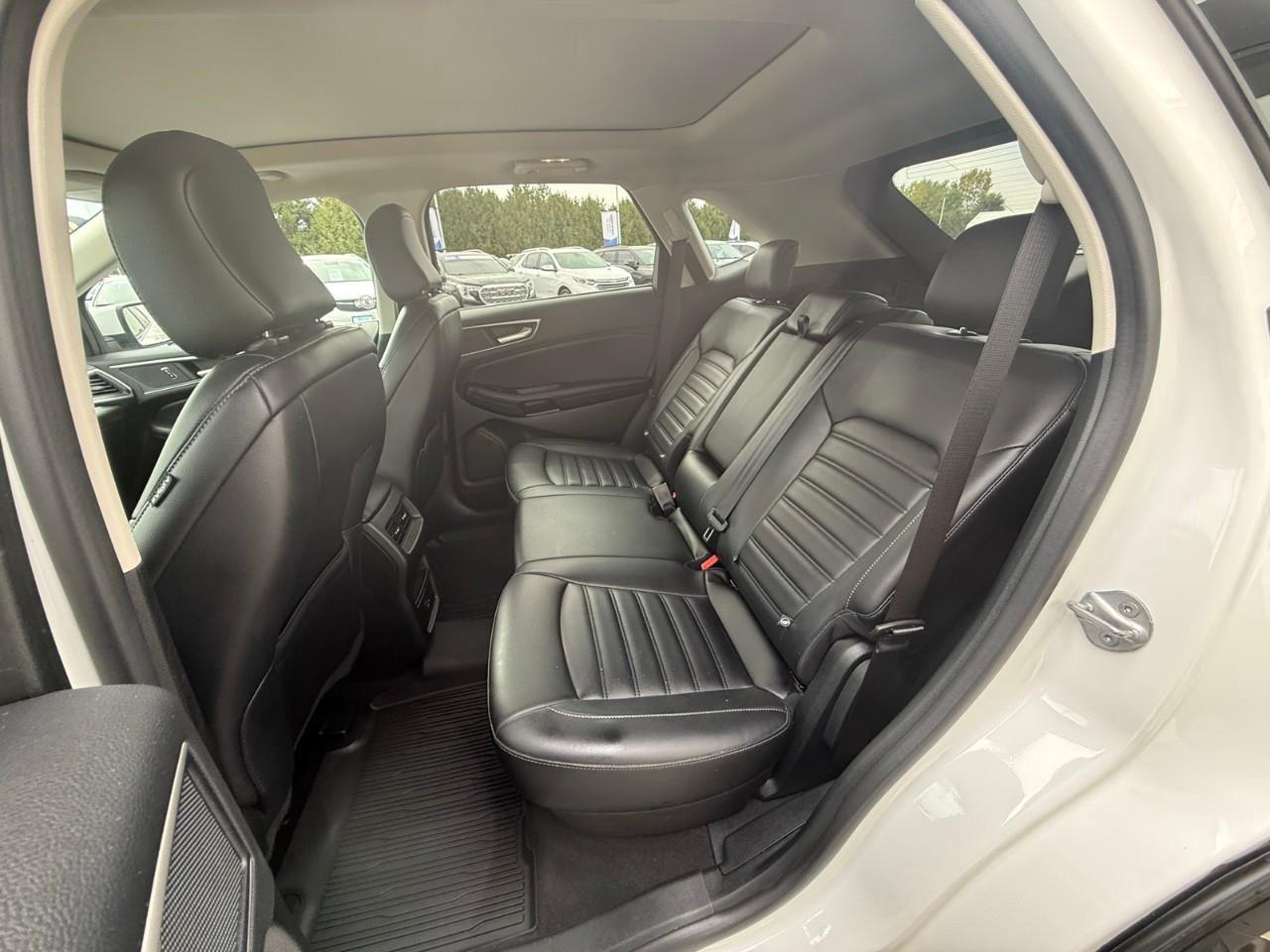 2022 Ford Edge SEL 4dr All-wheel Drive Photo