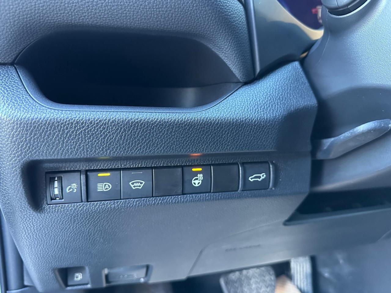 2024 Toyota RAV4 Hybrid XLE 4dr All-Wheel Drive Photo