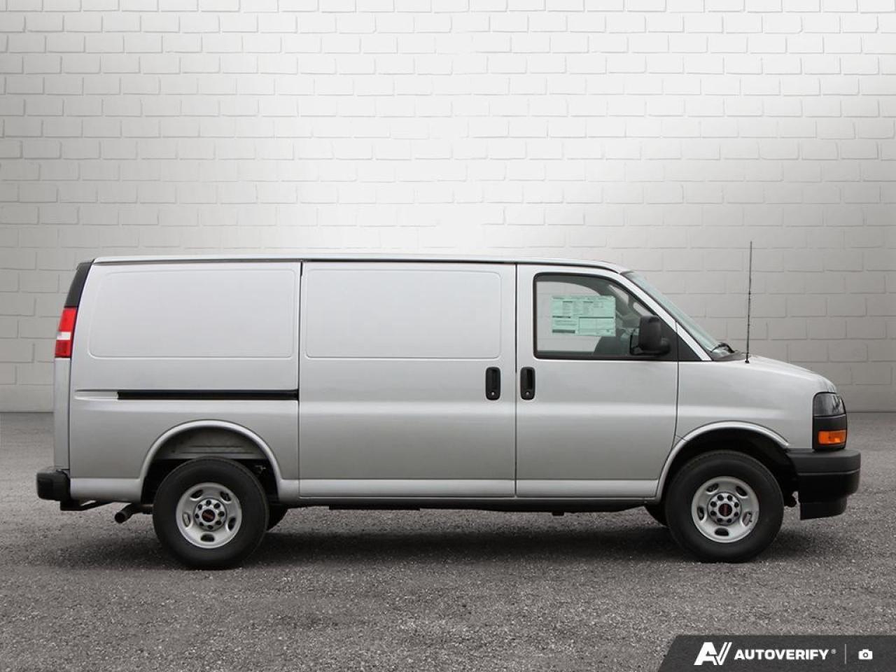 2025 GMC Savana Cargo Van 3500 Regular Wheelbase Rear-Wheel Drive Photo