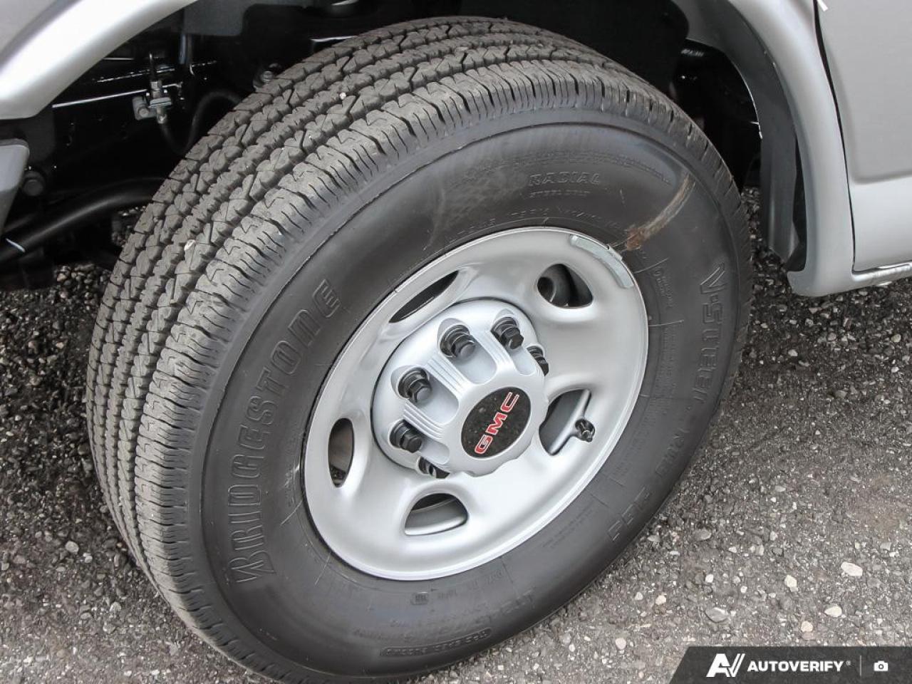 2025 GMC Savana Cargo Van 3500 Regular Wheelbase Rear-Wheel Drive Photo