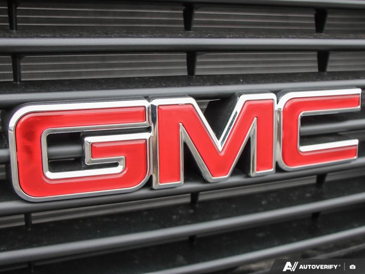 2025 GMC Savana Cargo Van 3500 Regular Wheelbase Rear-Wheel Drive Photo