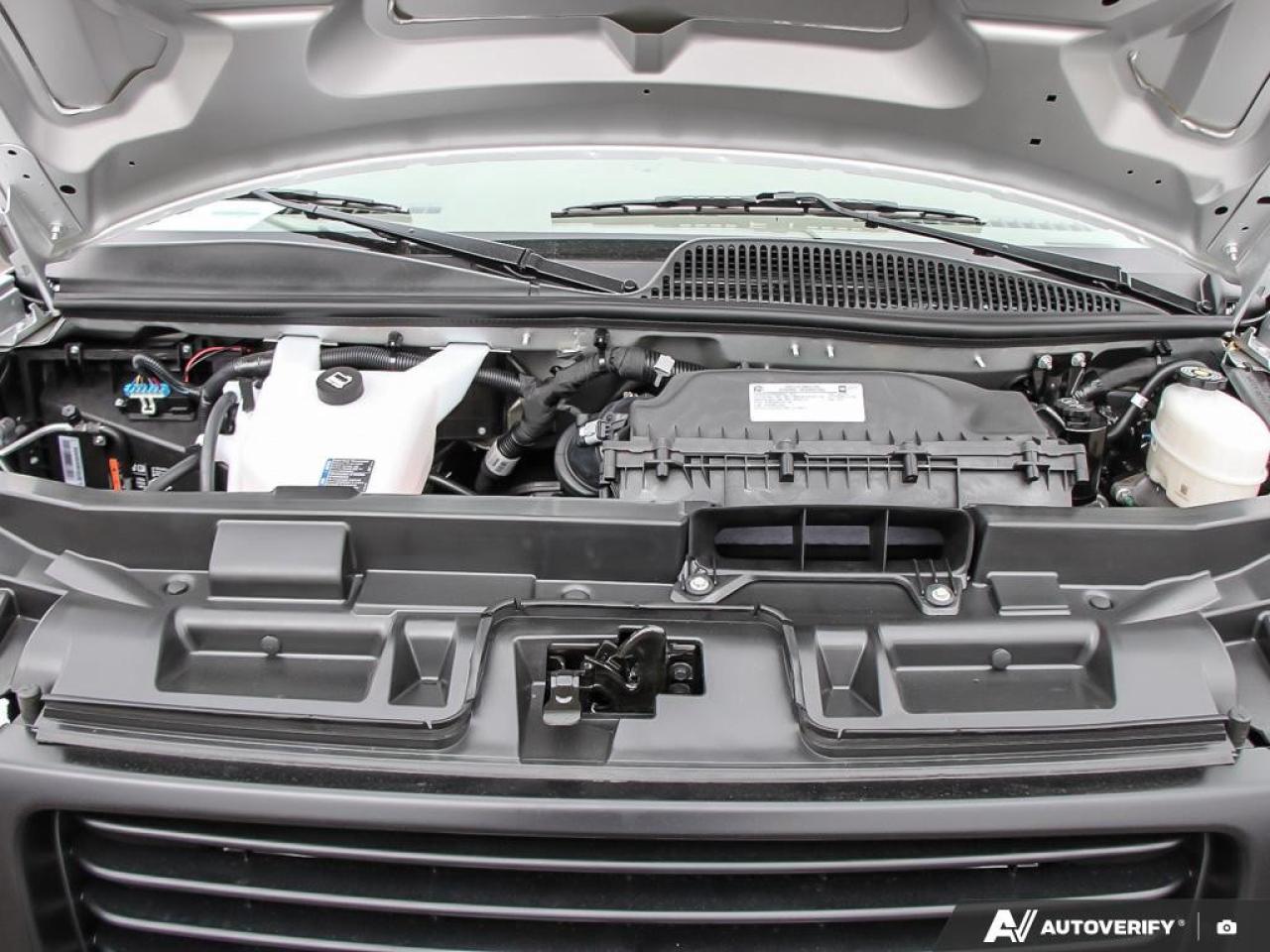 2025 GMC Savana Cargo Van 3500 Regular Wheelbase Rear-Wheel Drive Photo