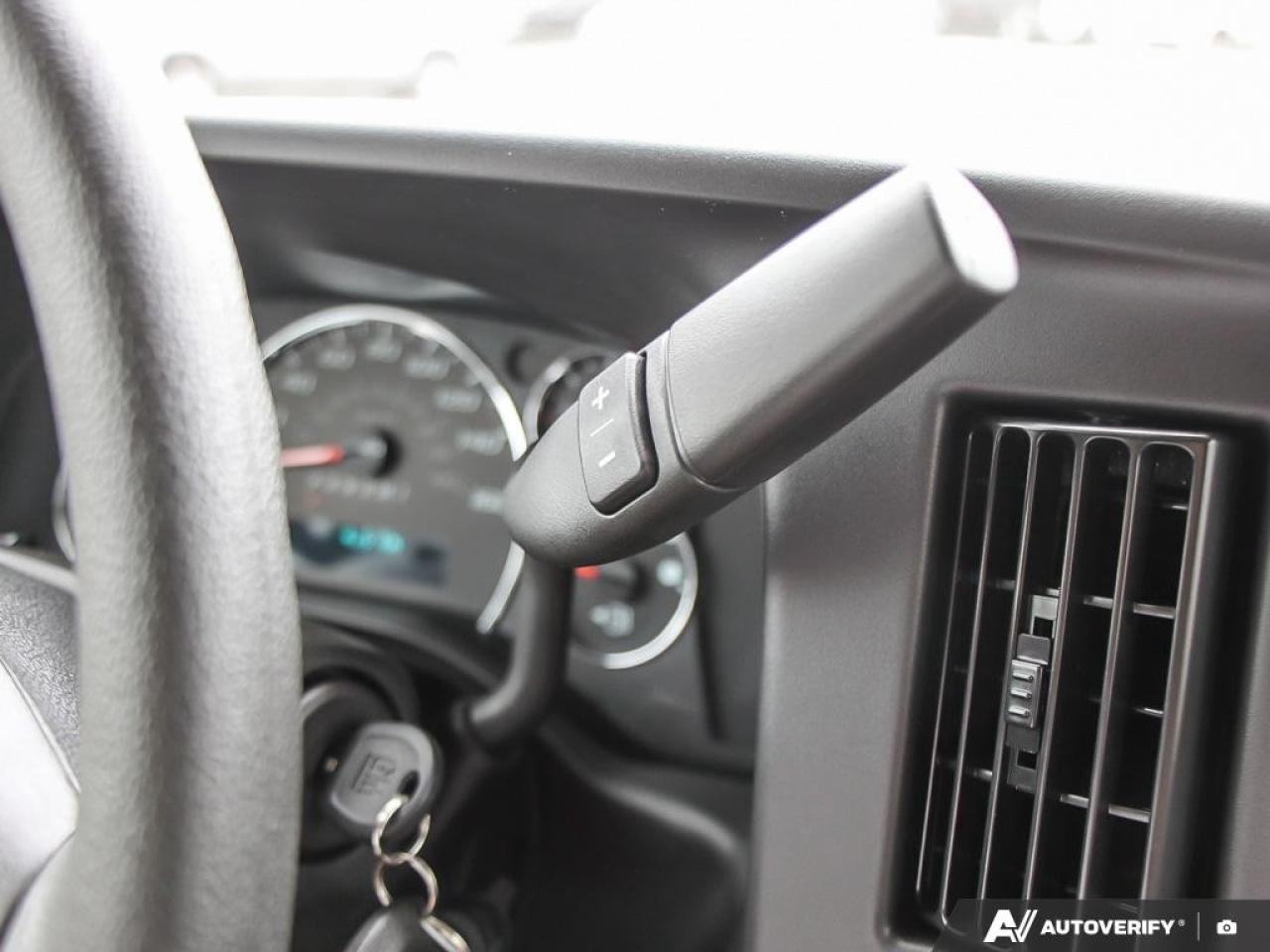 2025 GMC Savana Cargo Van 3500 Regular Wheelbase Rear-Wheel Drive Photo