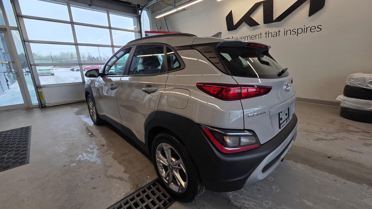 2023 Hyundai KONA 2.0L Preferred 4dr Front-Wheel Drive Photo