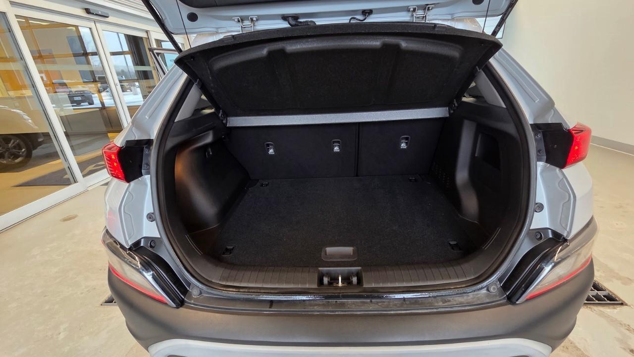 2023 Hyundai KONA 2.0L Preferred 4dr Front-Wheel Drive Photo