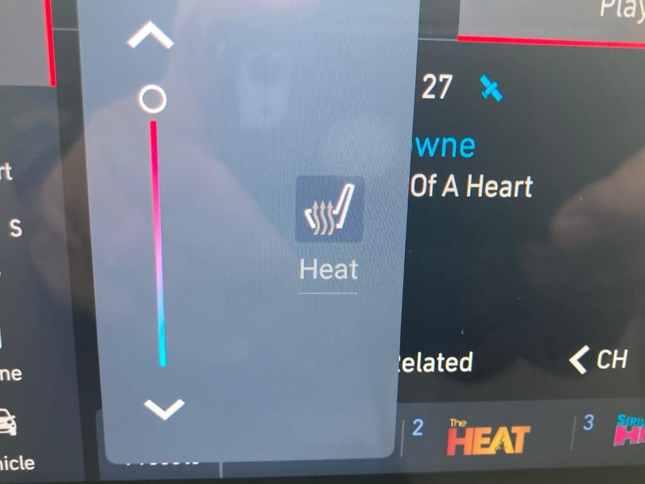 2025 Fiat 500E Base 2dr Hatchback Photo