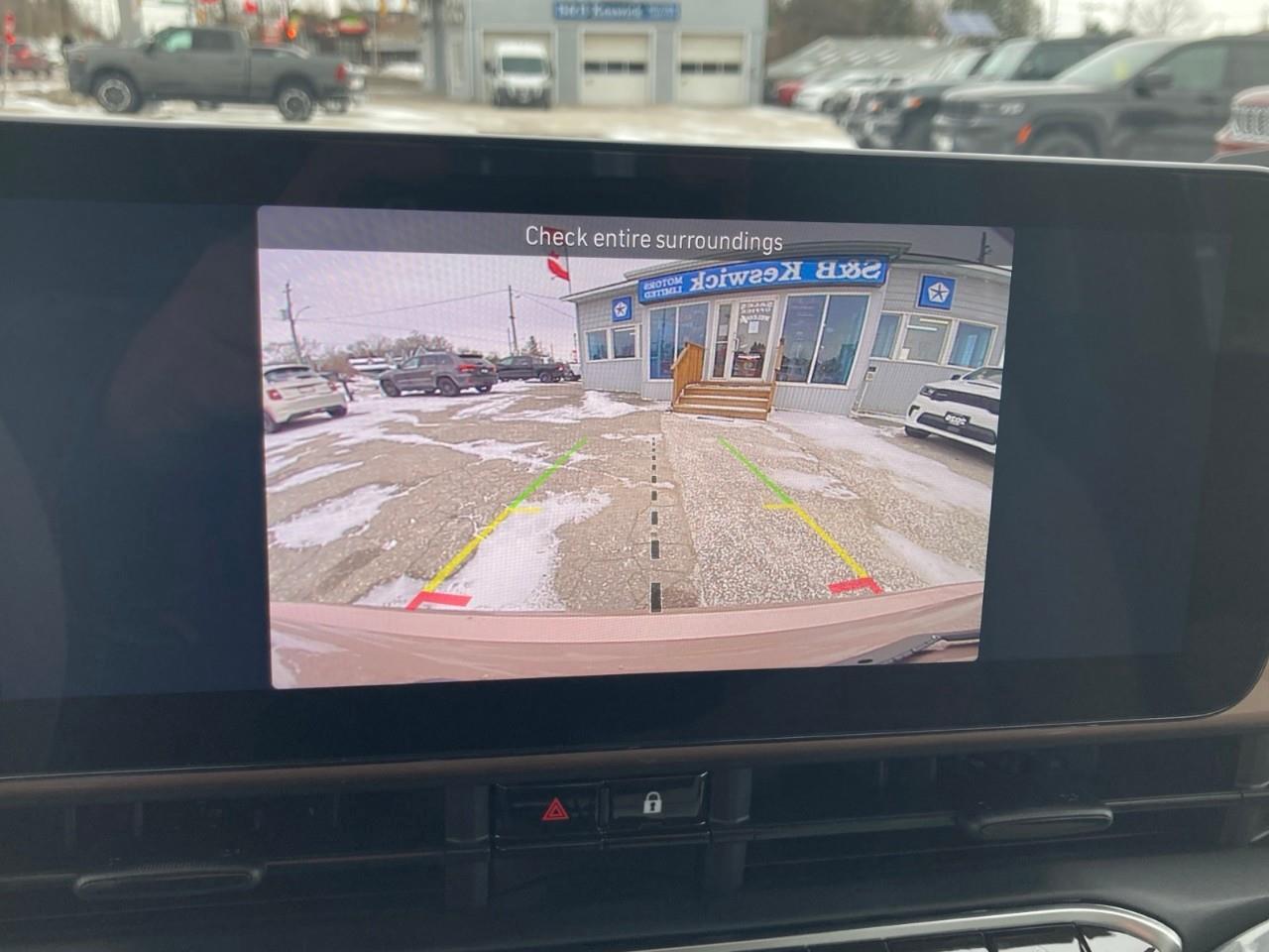 2025 Fiat 500E Base 2dr Hatchback Photo