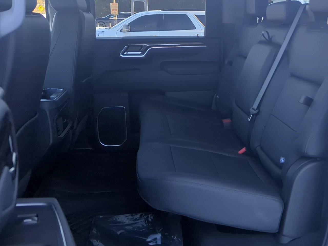 2026 Chevrolet SILVERADO 2500HD 4WD Crew Cab Standard Box LT Photo