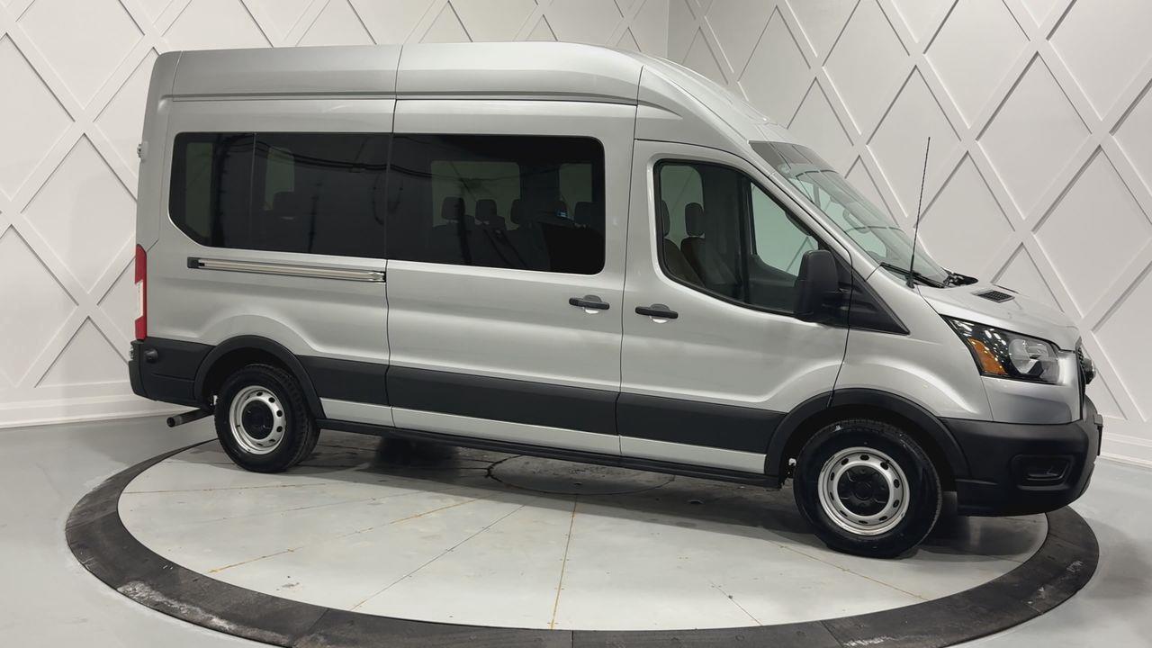 2024 Ford Transit-350 Passenger  Photo