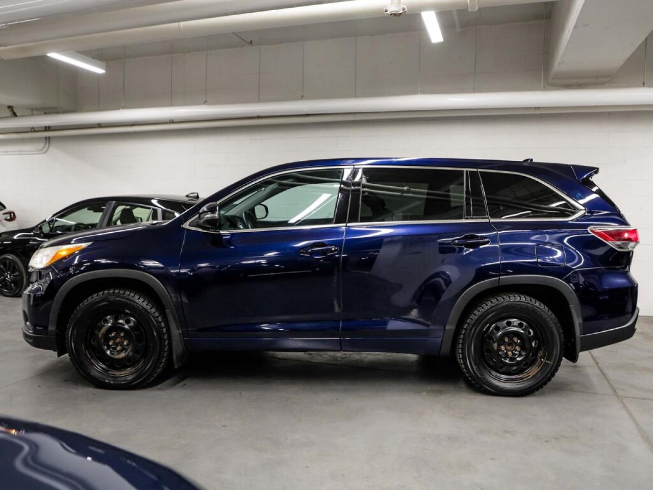 2015 Toyota Highlander  Photo3