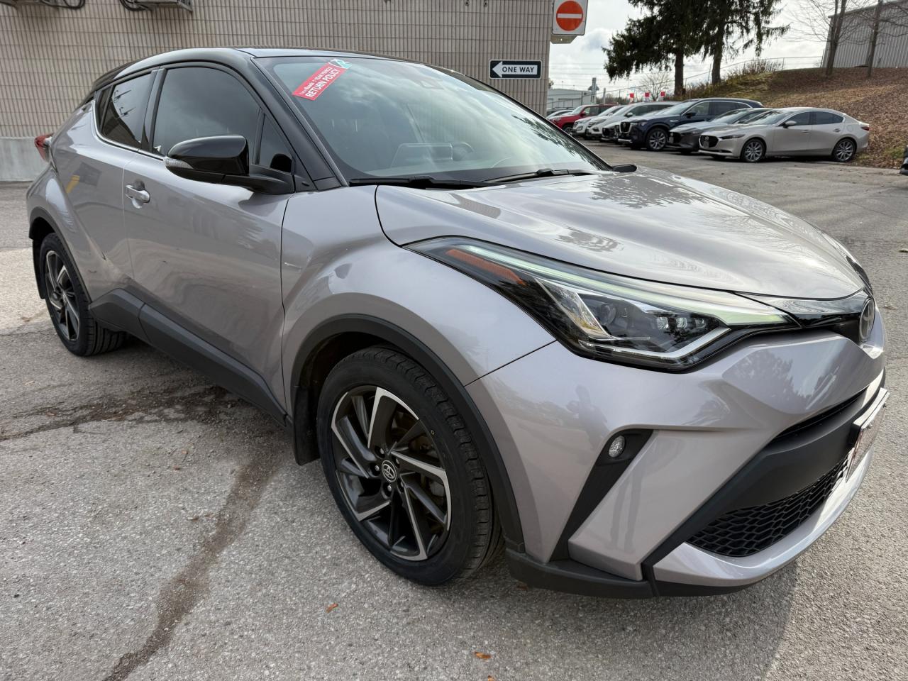 2020 Toyota C-HR Limited 4dr Front-Wheel Drive Sport Utility Photo