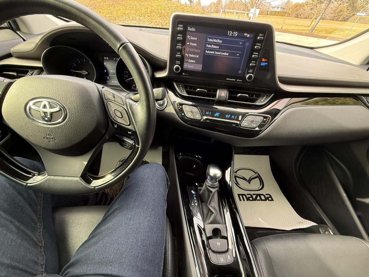 2020 Toyota C-HR Limited 4dr Front-Wheel Drive Sport Utility Photo