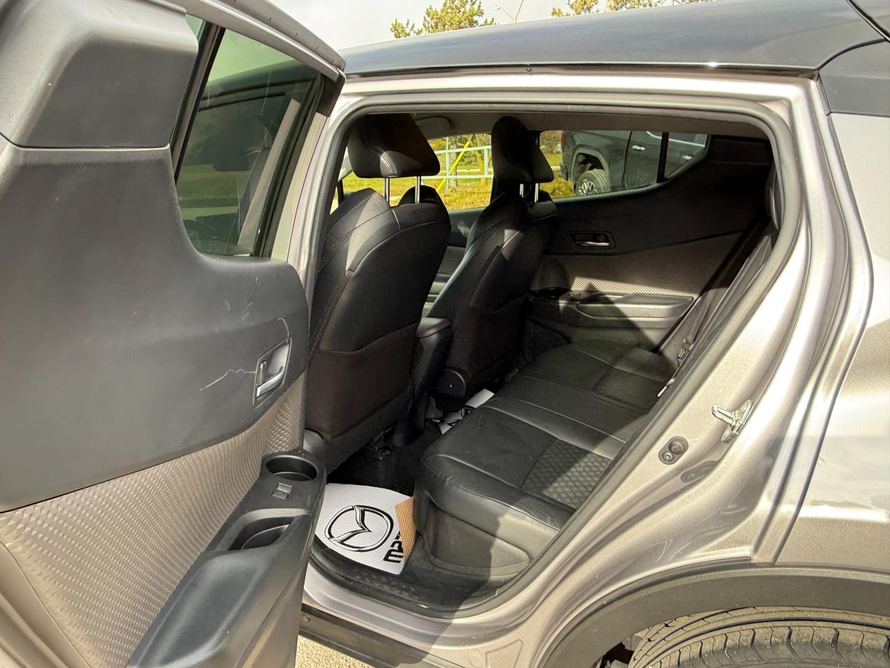 2020 Toyota C-HR Limited 4dr Front-Wheel Drive Sport Utility Photo