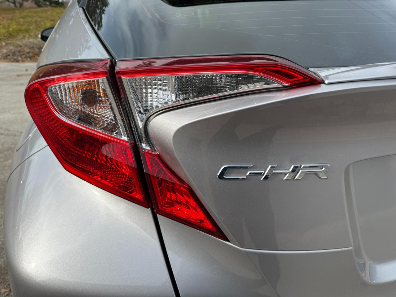 2020 Toyota C-HR Limited 4dr Front-Wheel Drive Sport Utility Photo