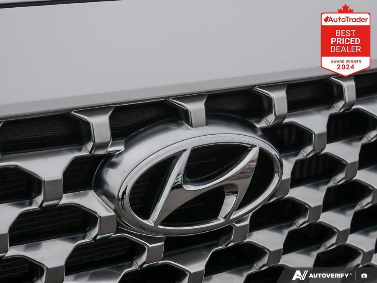 2023 Hyundai Santa Fe HEV Luxury 4dr All-Wheel Drive Photo