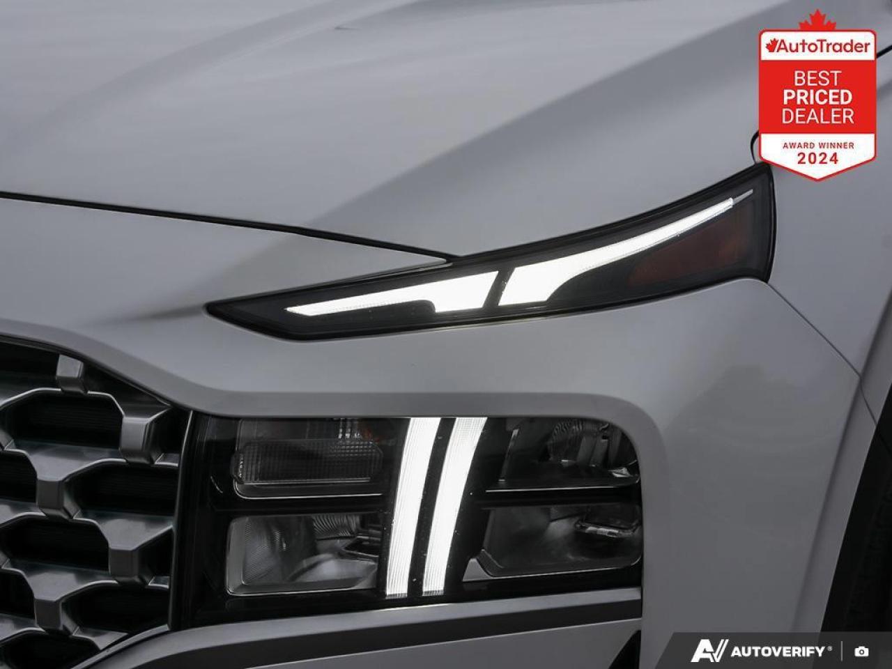 2023 Hyundai Santa Fe HEV Luxury 4dr All-Wheel Drive Photo