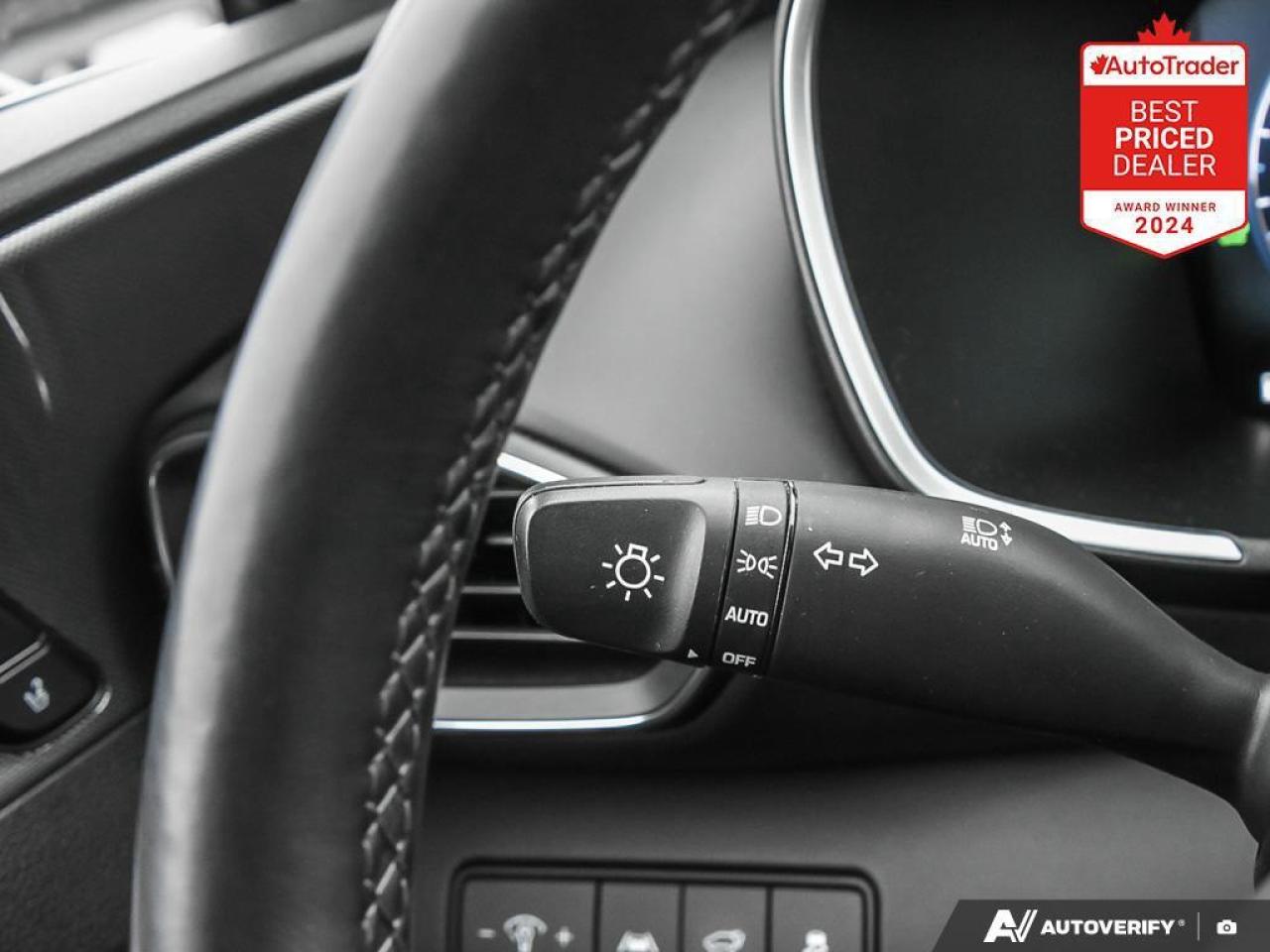 2023 Hyundai Santa Fe HEV Luxury 4dr All-Wheel Drive Photo