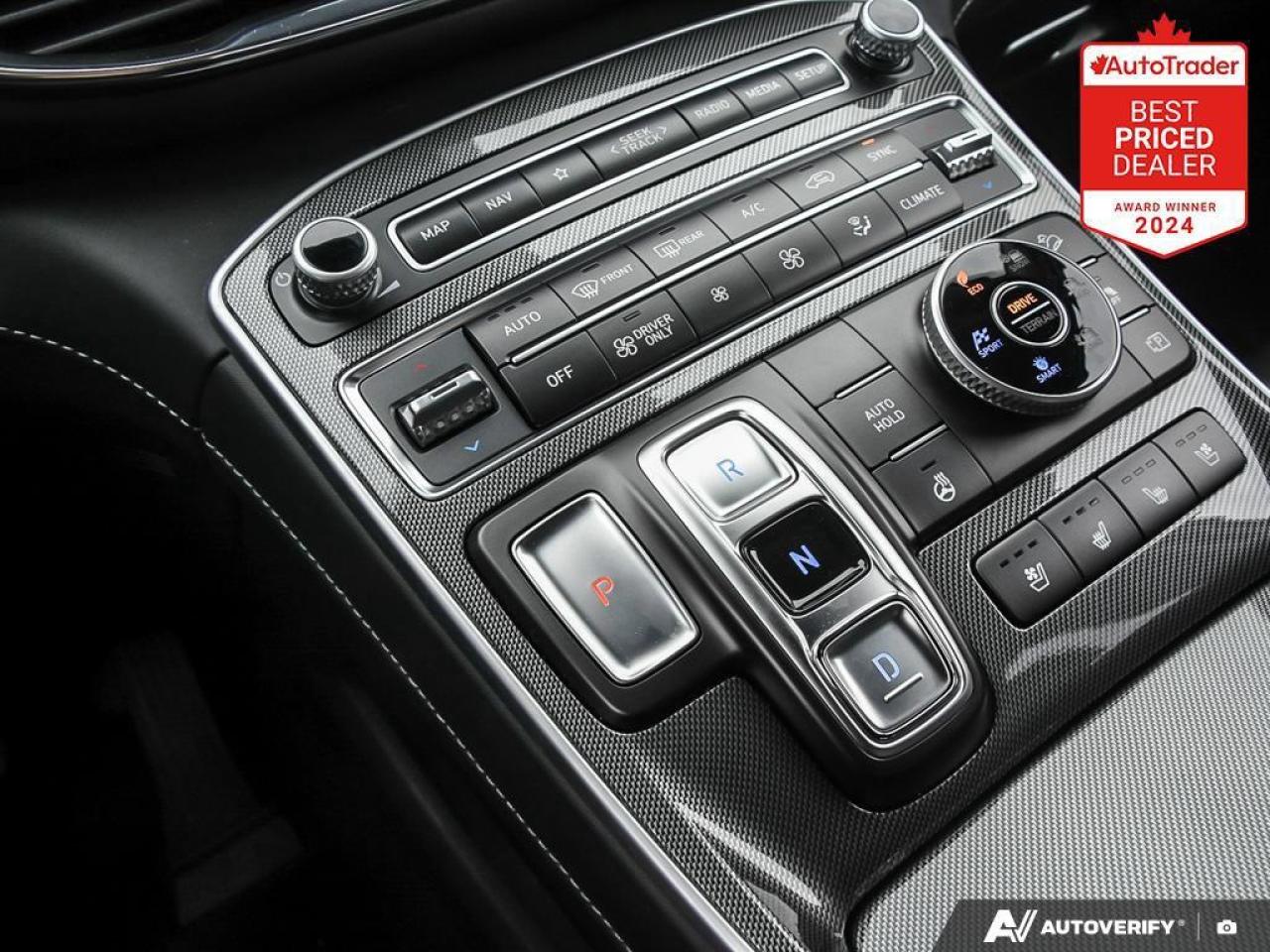 2023 Hyundai Santa Fe HEV Luxury 4dr All-Wheel Drive Photo