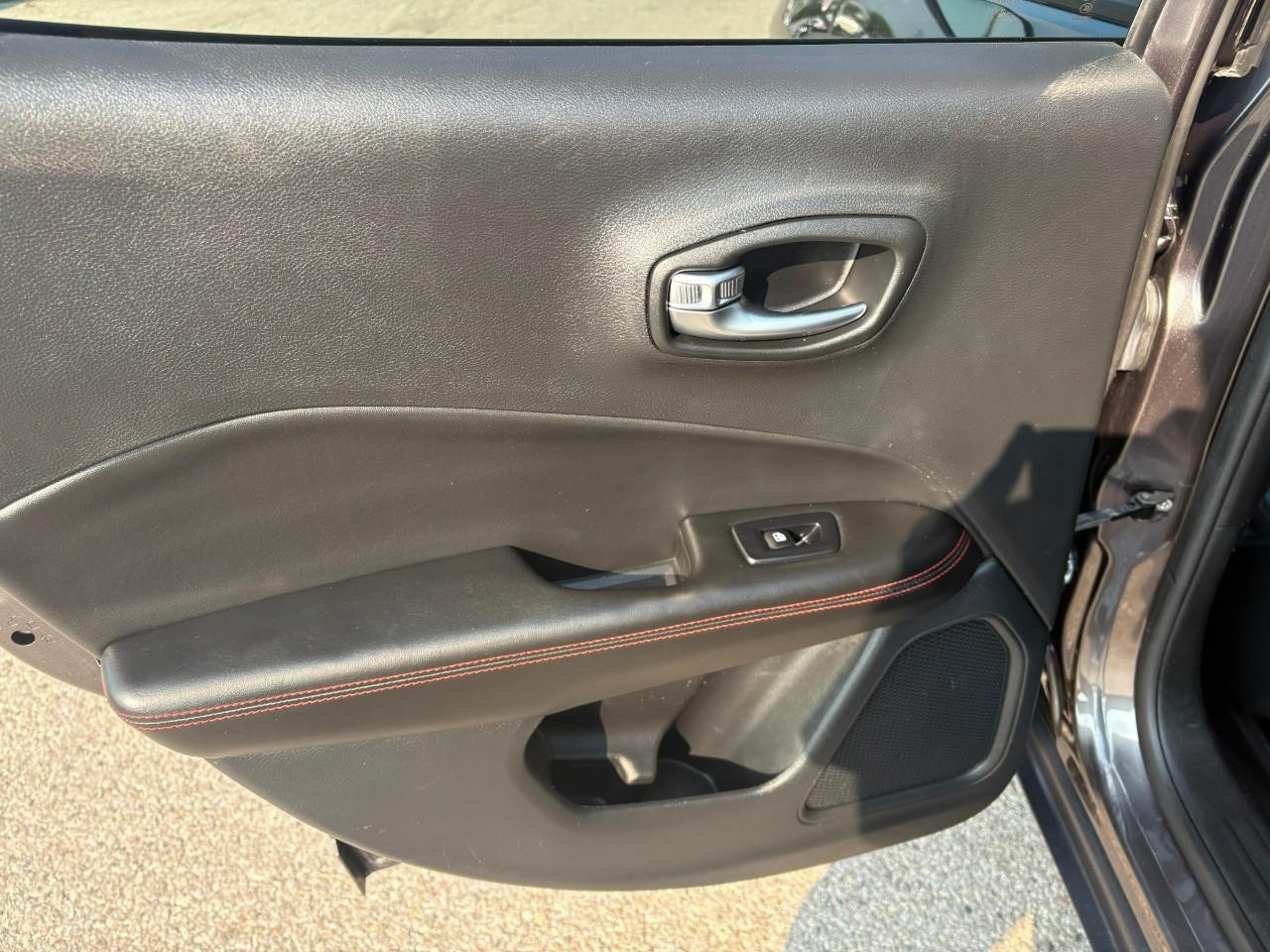 2020 Jeep Compass Trailhawk 4dr 4x4 Photo