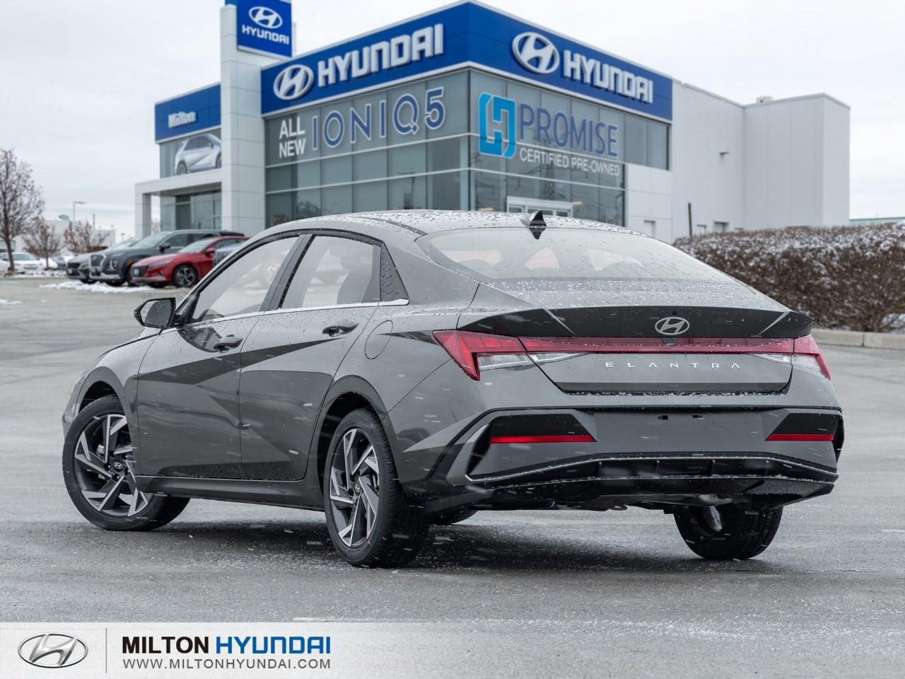 2026 Hyundai Elantra  Photo4