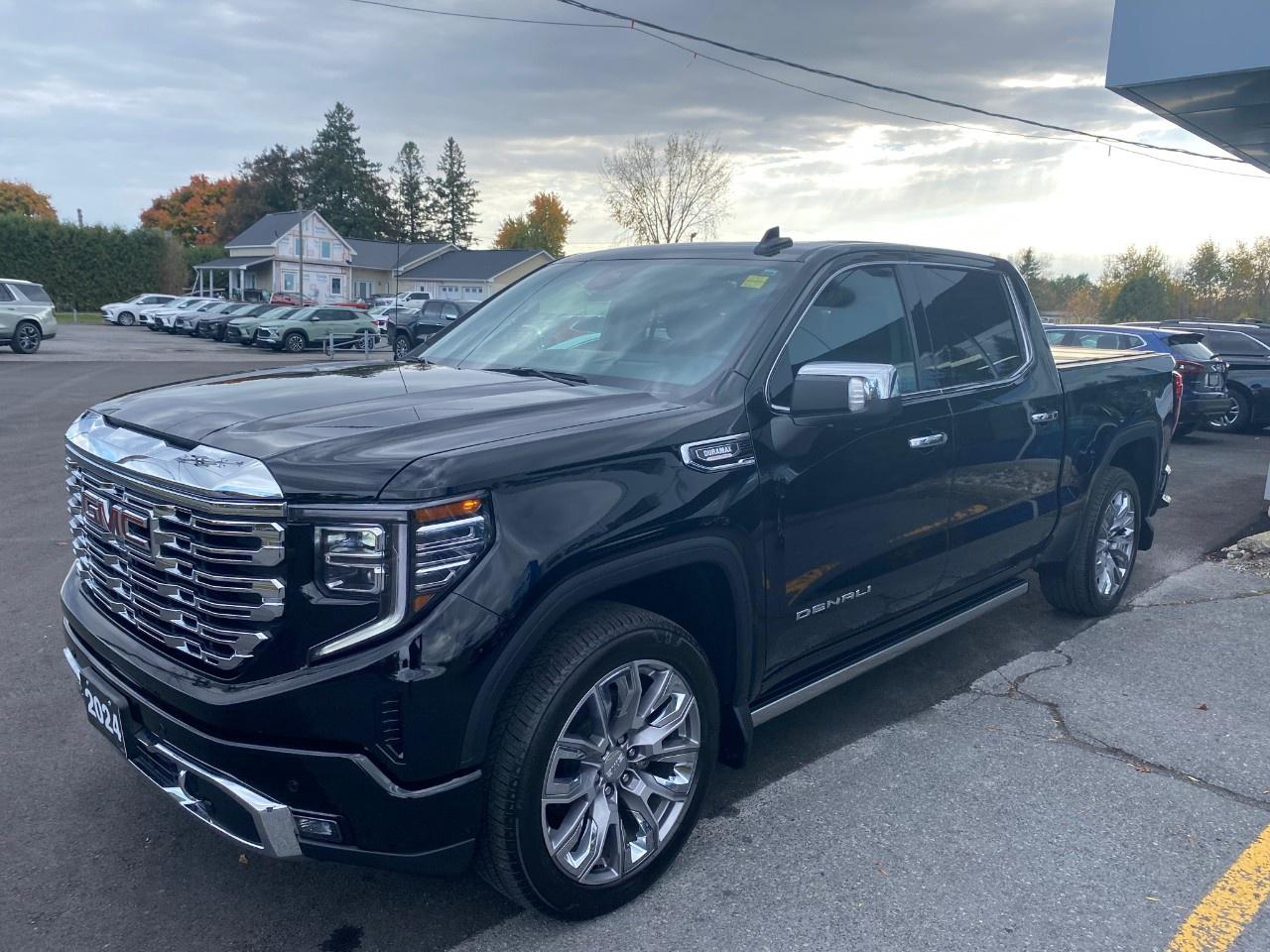 2024 GMC Sierra 1500 Crew Cab Short Box 4-Wheel Drive Denali Photo0