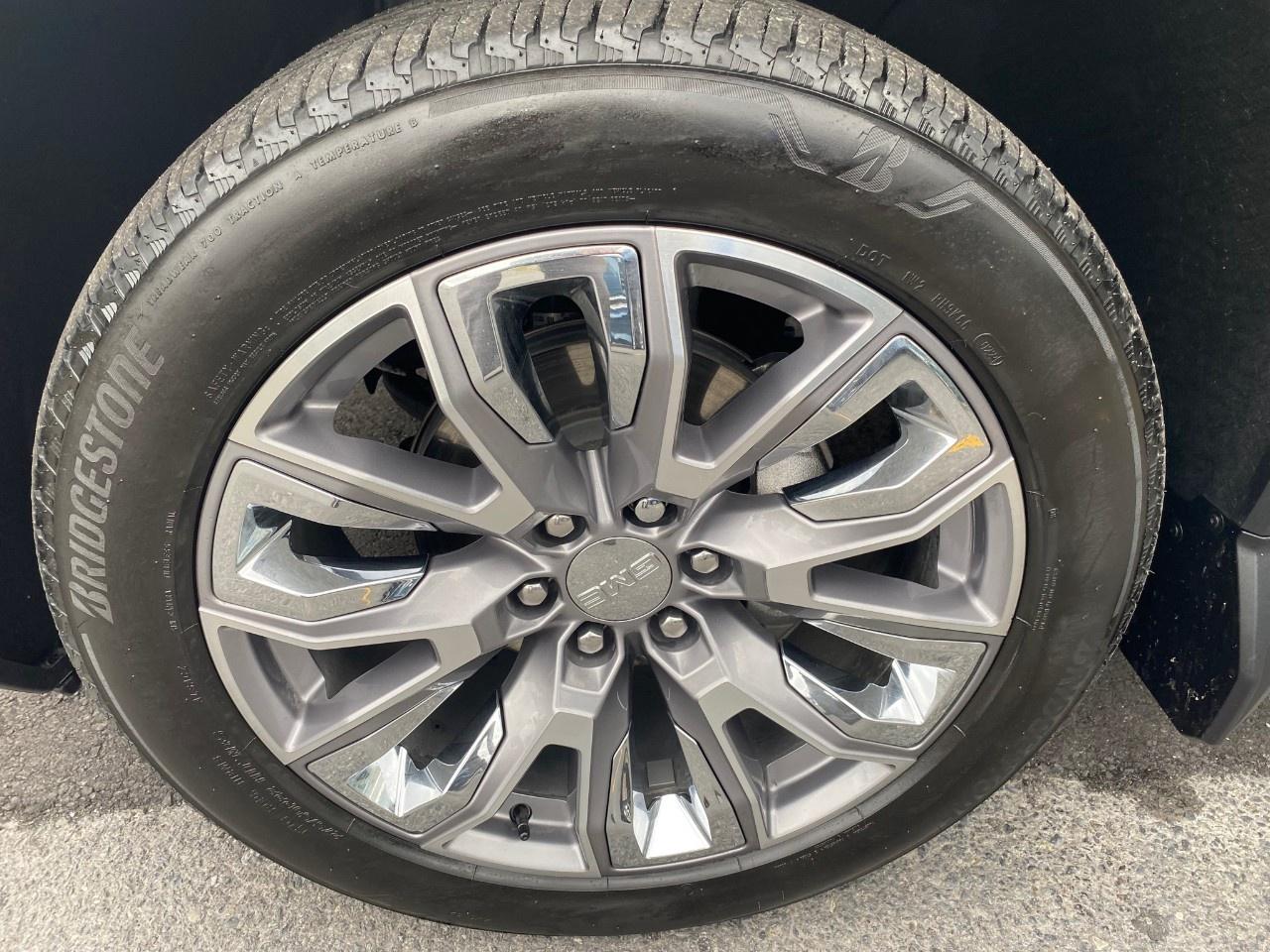 2024 GMC Sierra 1500 Crew Cab Short Box 4-Wheel Drive Denali Photo