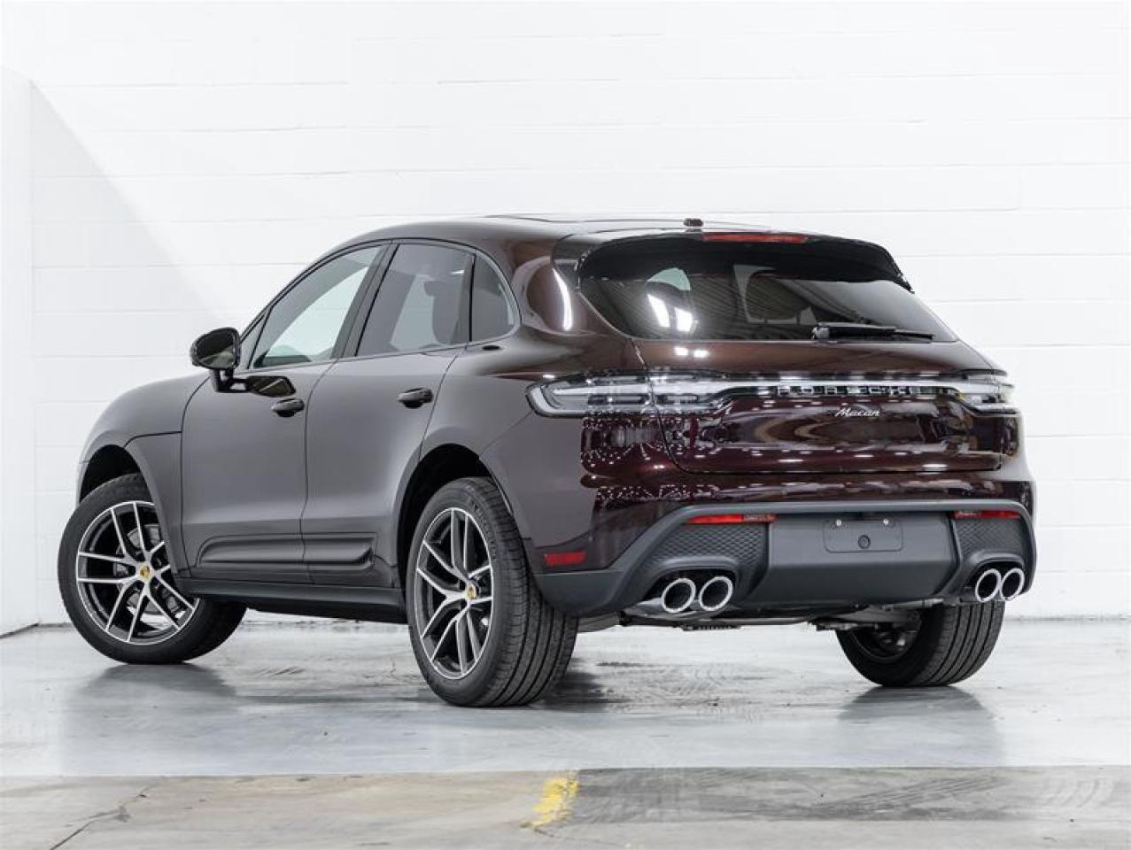 2025 Porsche Macan  Photo