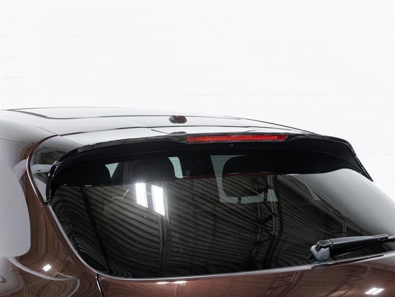 2025 Porsche Macan  Photo