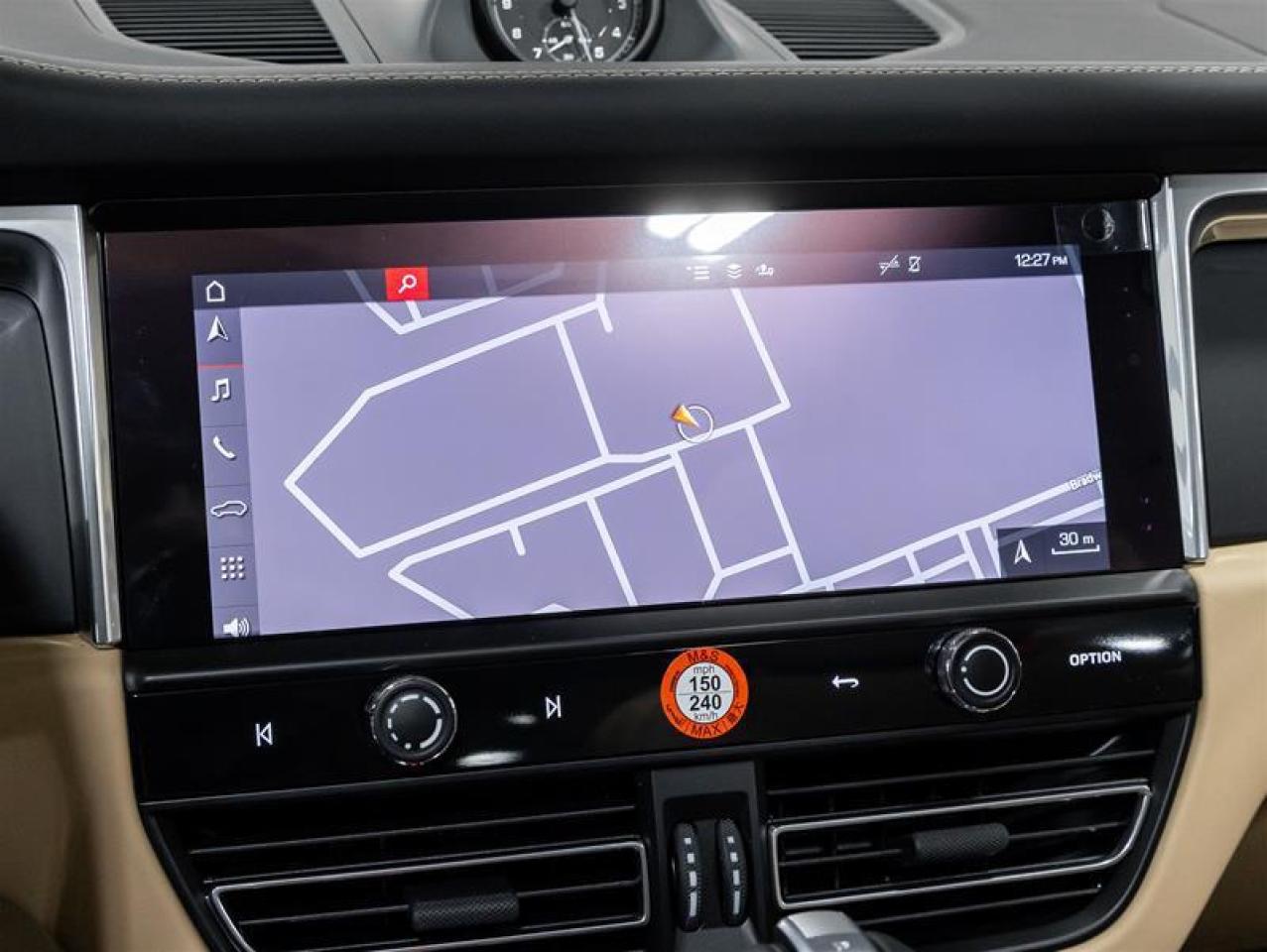 2025 Porsche Macan  Photo