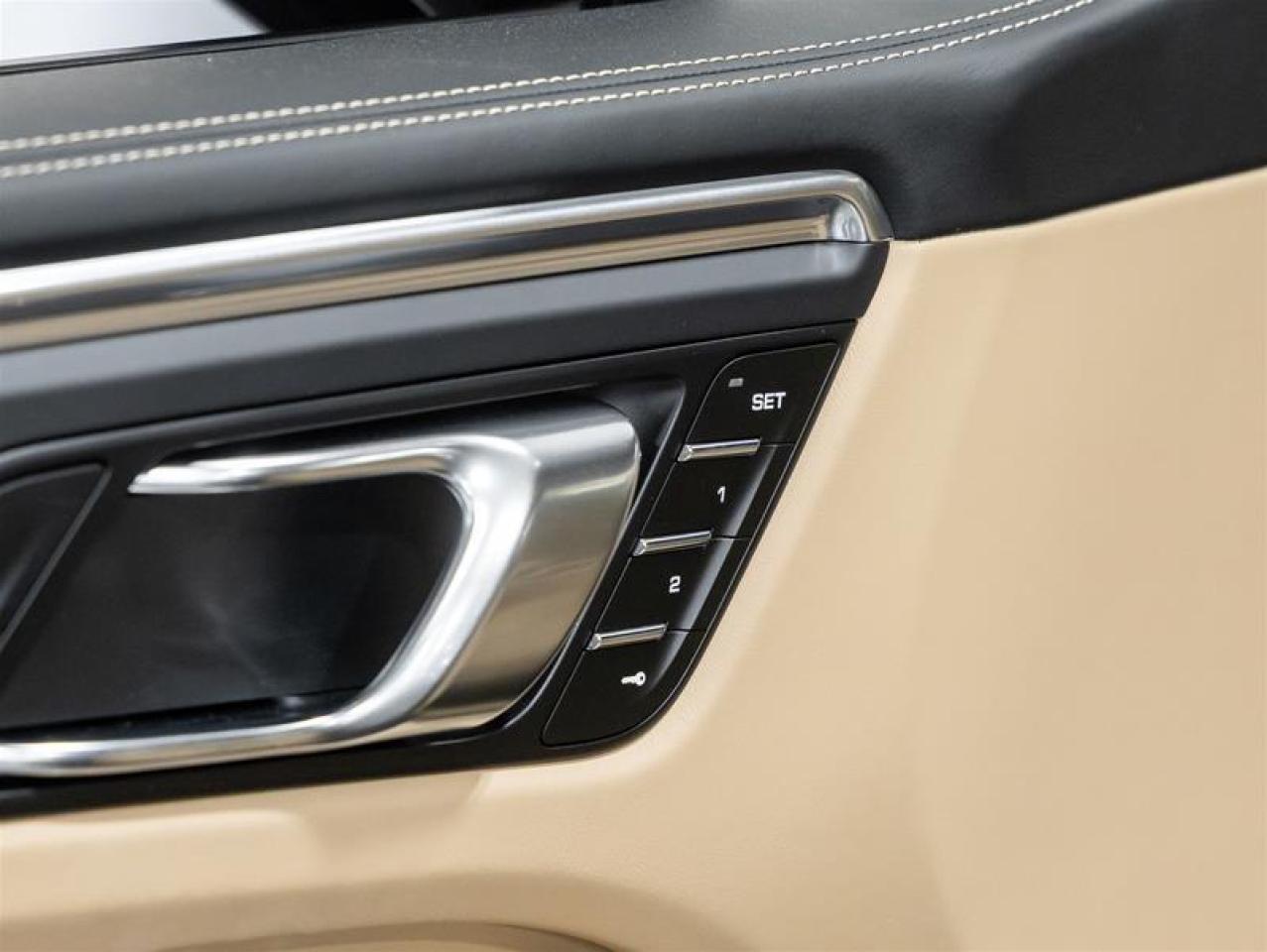 2025 Porsche Macan  Photo