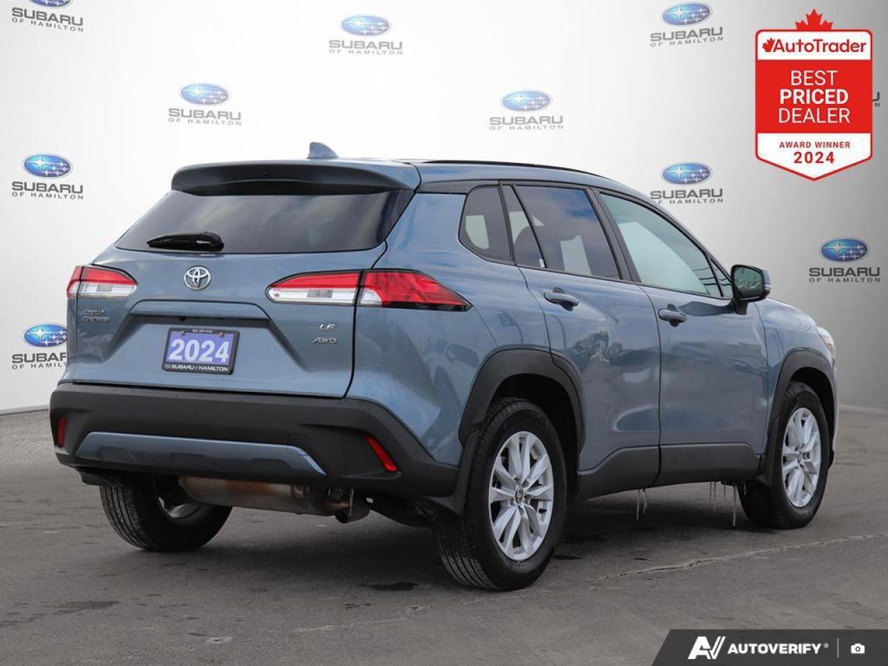 2024 Toyota Corolla Cross LE 4dr All-Wheel Drive Photo4