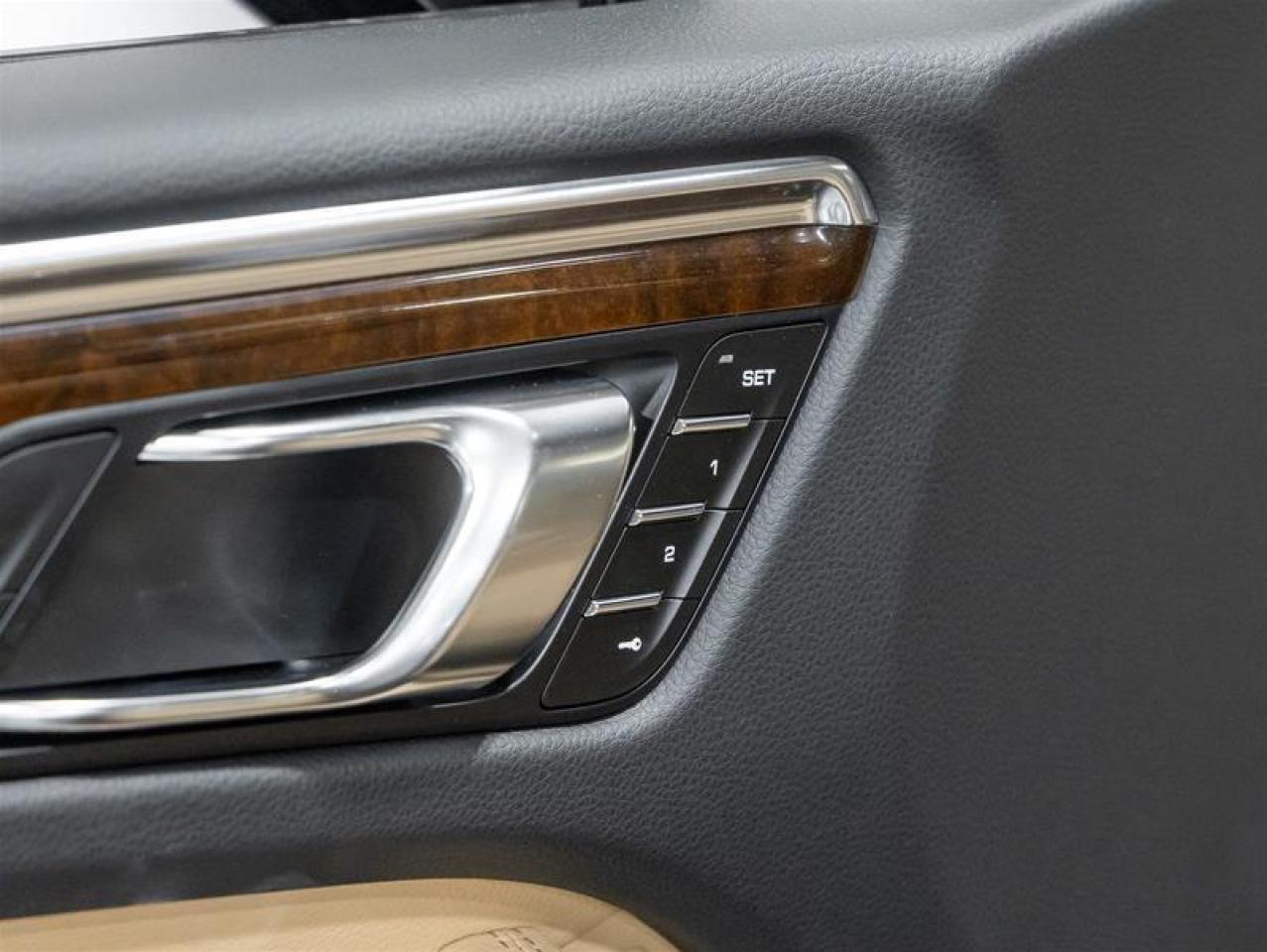 2025 Porsche Macan  Photo