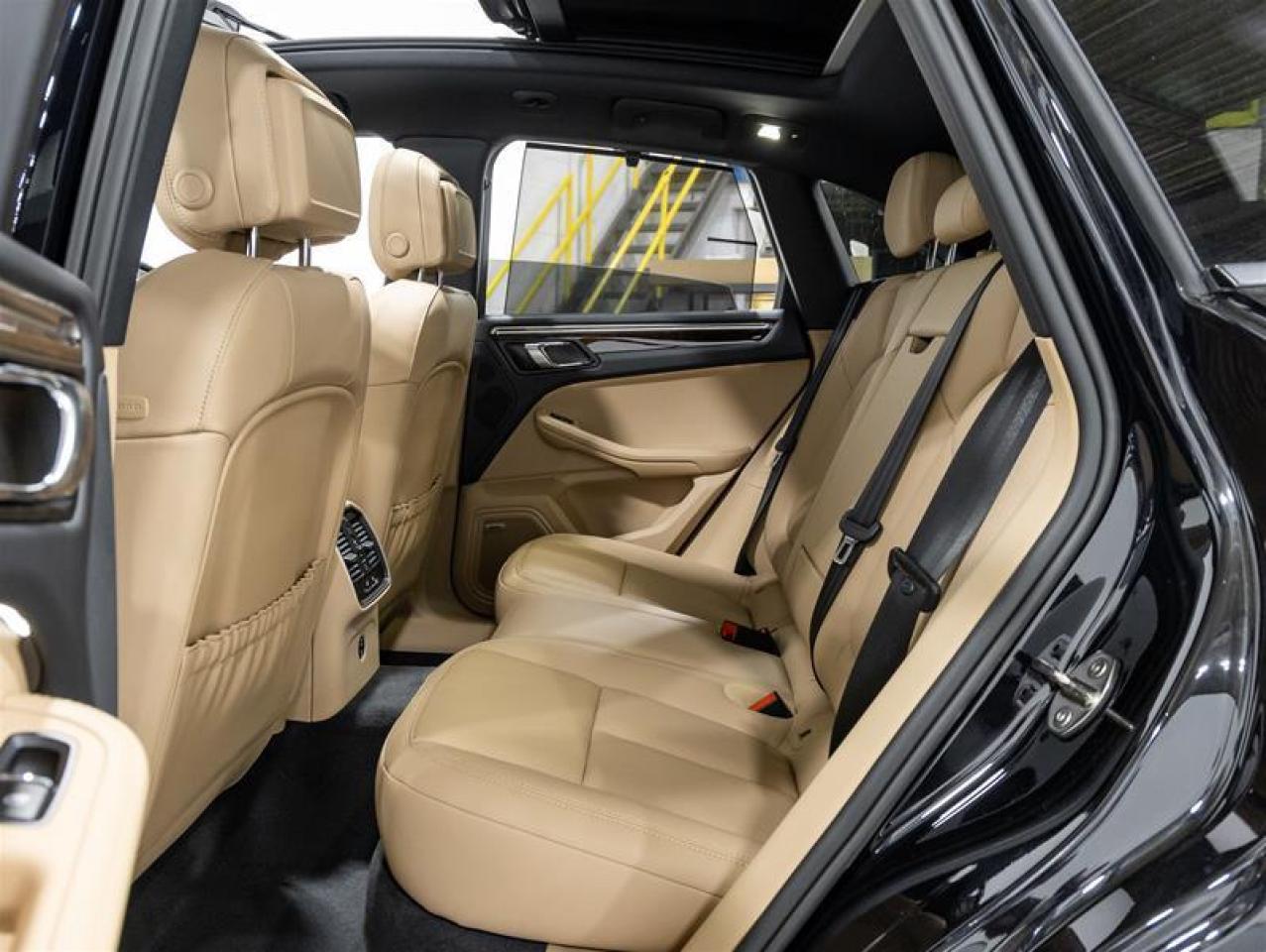 2025 Porsche Macan  Photo