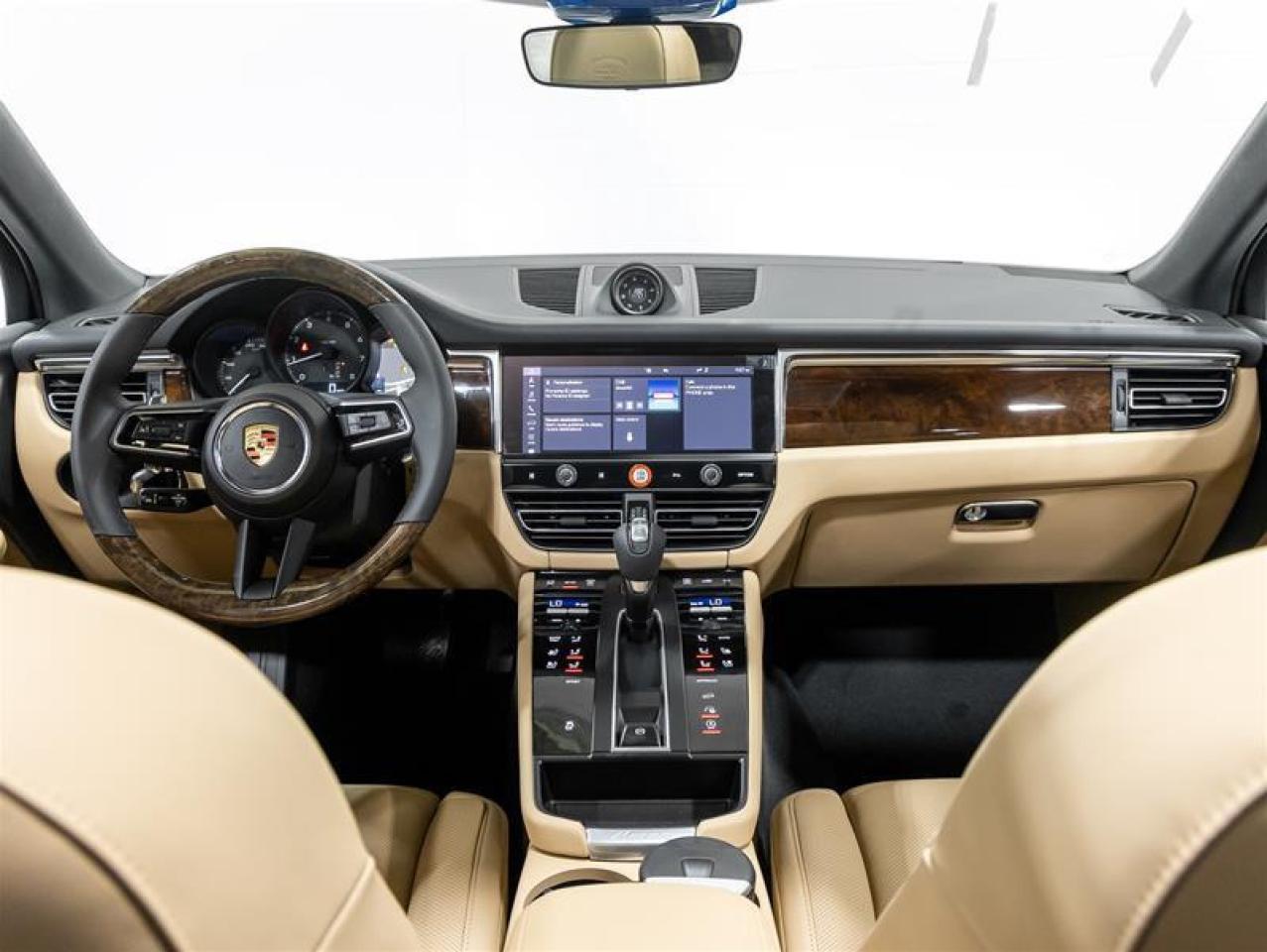 2025 Porsche Macan  Photo